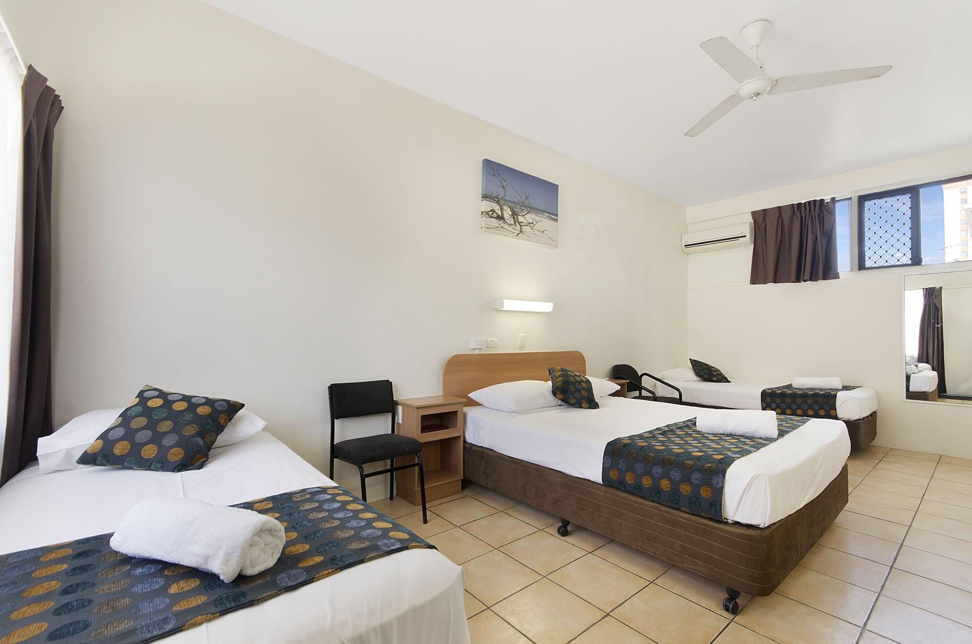 Beach House Motel Таунсвіль Екстер'єр фото