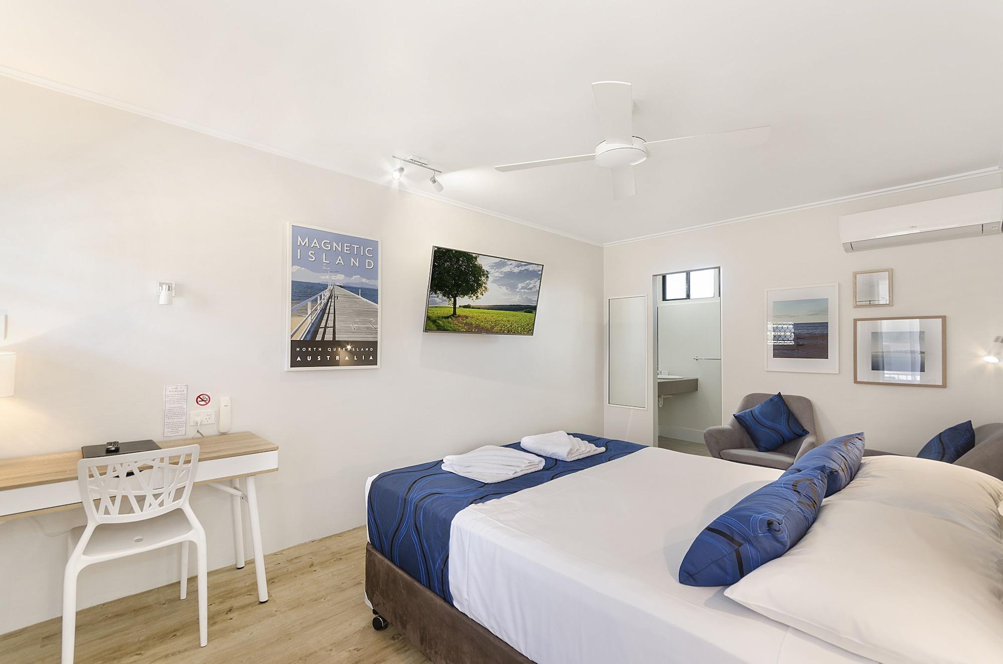 Beach House Motel Таунсвіль Екстер'єр фото