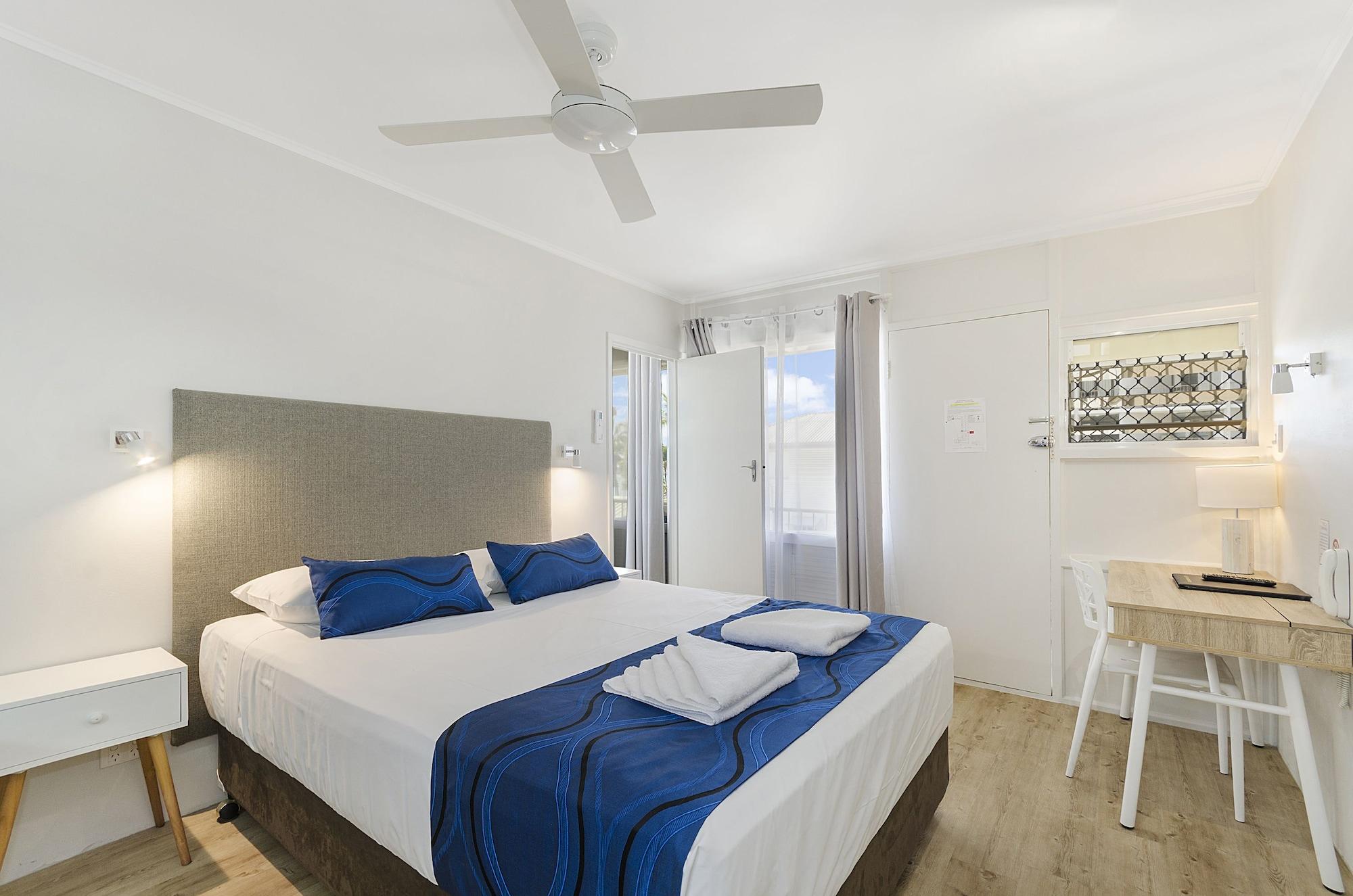 Beach House Motel Таунсвіль Екстер'єр фото