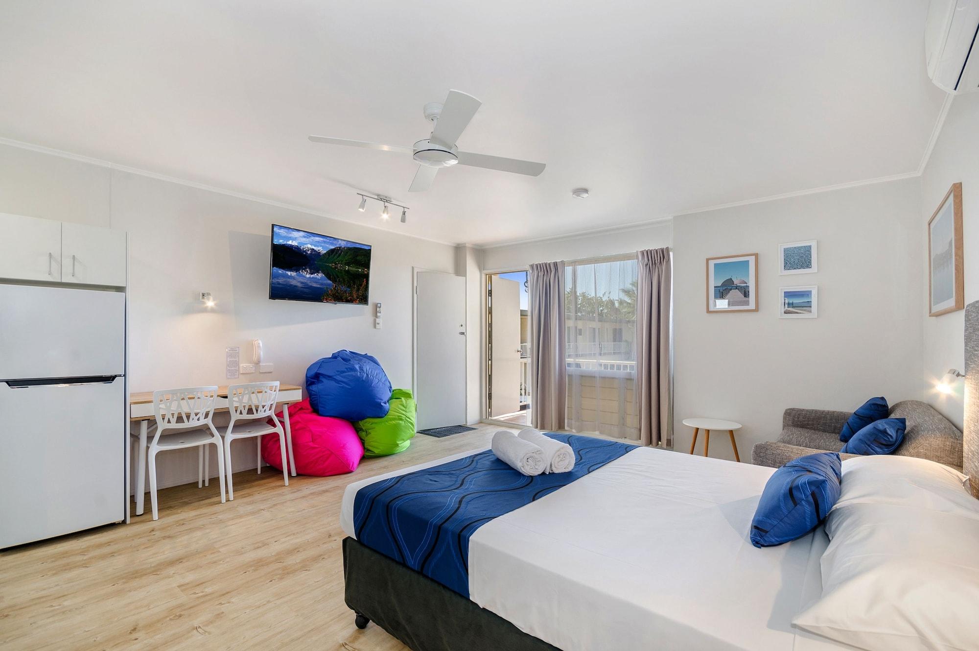 Beach House Motel Таунсвіль Екстер'єр фото
